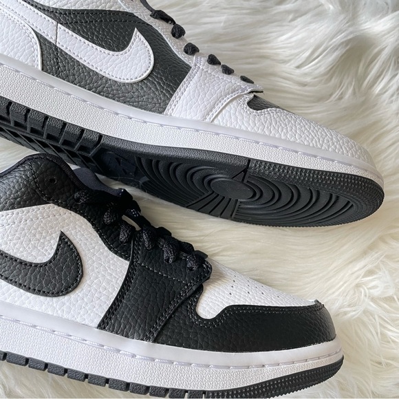 Jordan 1 Low SE Homage Split White Black PRICE FIRM - Picture 11 of 13